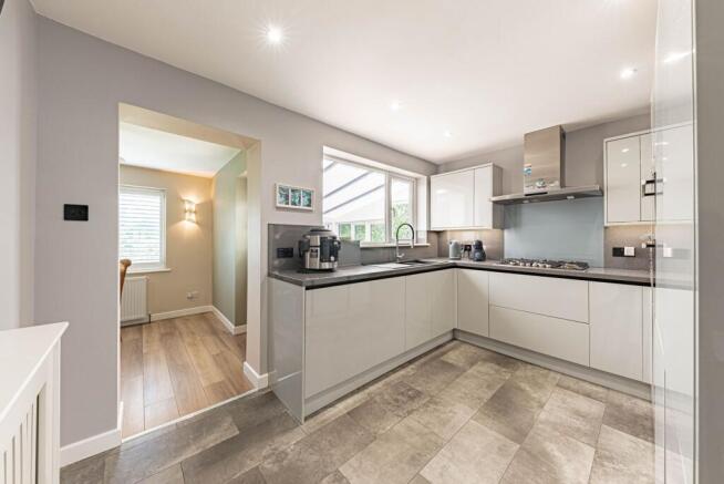 Kitchen (1)