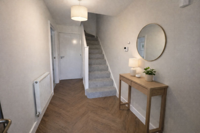3 bed Terraced for sale Image 9