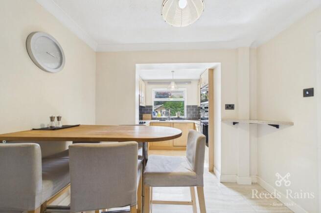 3 bed Link Detached House for sale Image 5