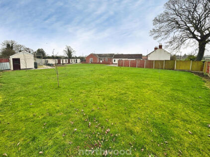 Mosscroft Lane, Hatfield Woodhouse, Doncaster, DN7