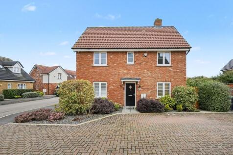 Maple Gardens, Stotfold, Hitchin, SG5