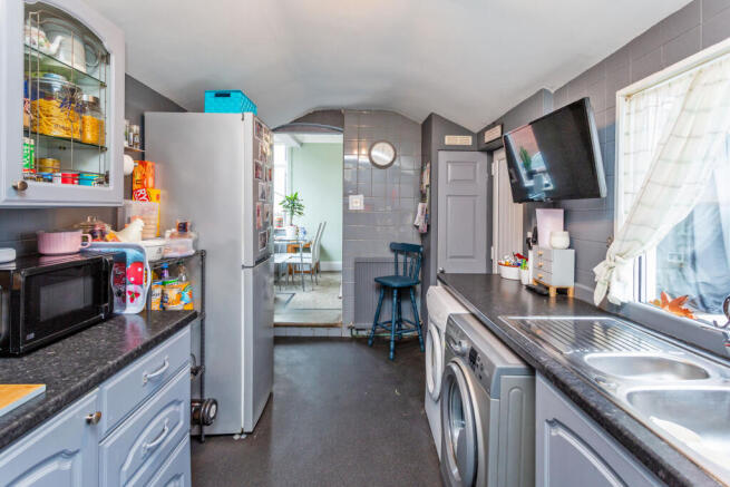 kitchen c