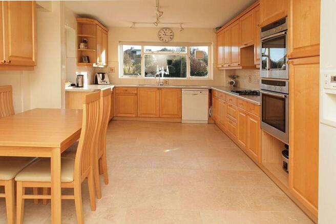 Kitchen/Breakfast