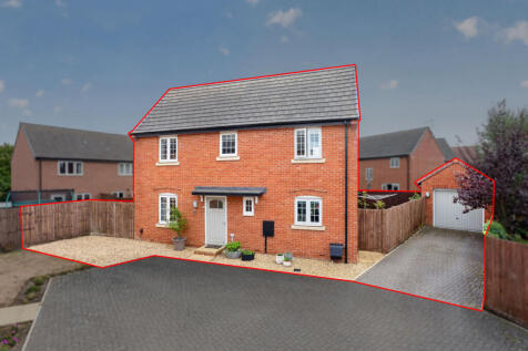 Buckby Drive, Burton Latimer, NN15