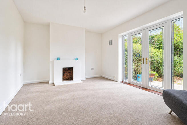 Gainsborough Road, Aylesbury photo 5