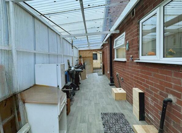 Lean-to