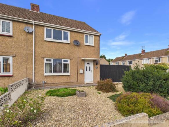 3-bed semi-detached on Foster Road, Frome, £325,000