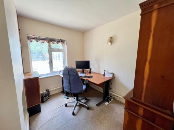 Study/Fourth Bedroom