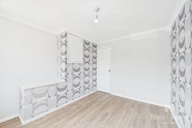 4 bed Detached to rent Image 11