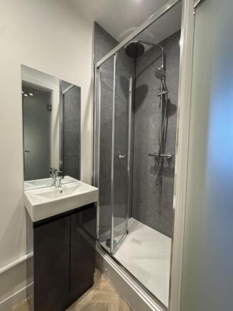 1 bed Flat to rent Image 5