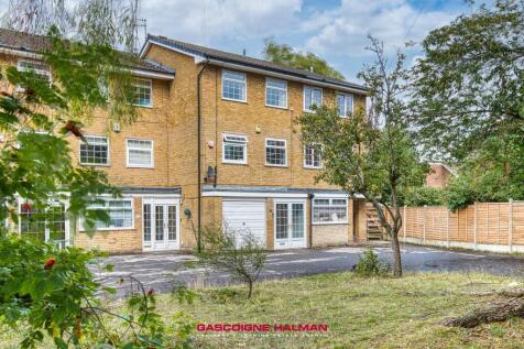 Plymouth Drive, Bramhall, SK7