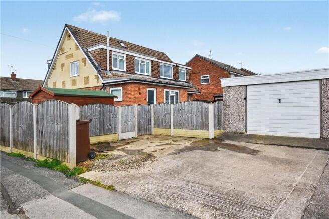 3 bed Semi-Detached for sale Image 9