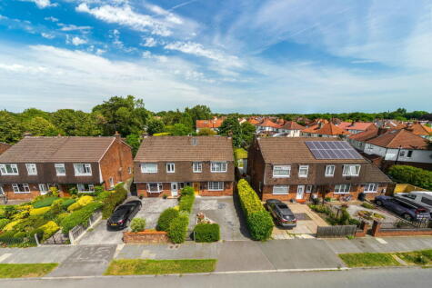Dicksons Drive, Chester, CH2 2BR