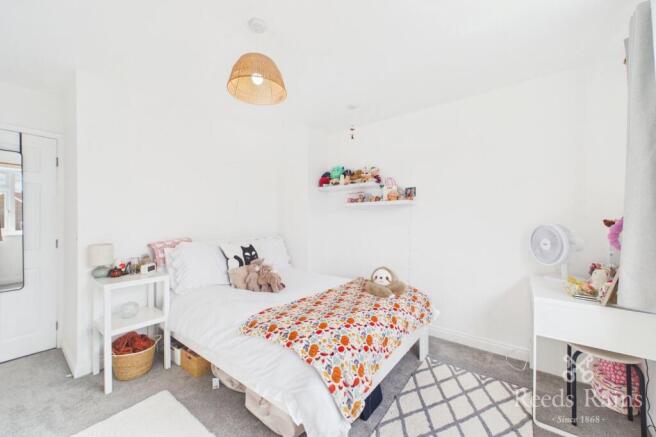 3 bed Semi-Detached for sale Image 12