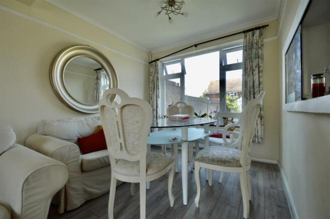 Living Room/Diner