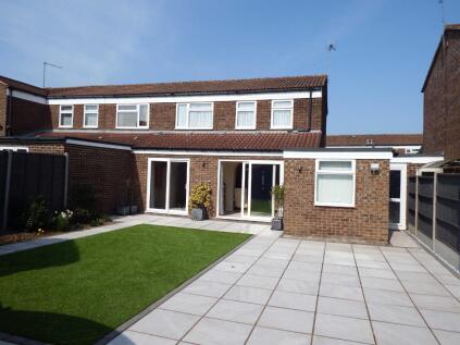 Bawdsey Close, Stevenage, Hertfordshire, SG1