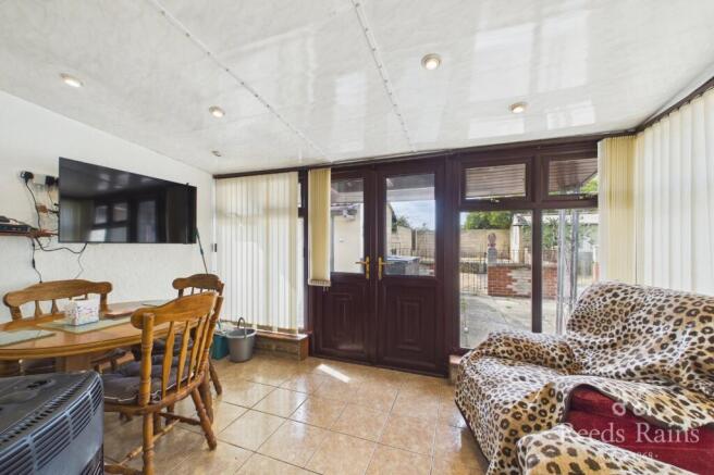 3 bed Semi-Detached for sale Image 9