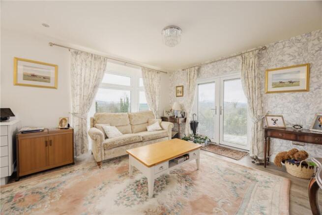 3 bed Detached for sale Image 4