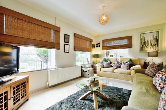 Lounge 2