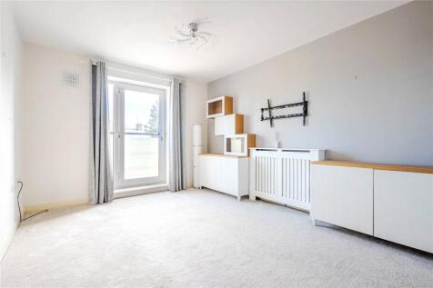 Daimler Drive, Dunstable, Bedfordshire, LU6