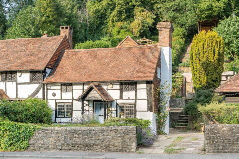 Brighton Road, Godalming, GU7