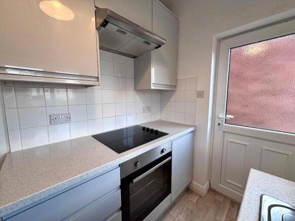 2 bed Terraced for sale Image 5