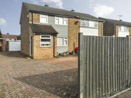 28, Baird Avenue, Basingstoke RG22 6ED