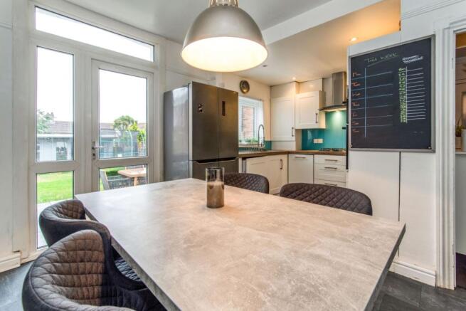 Kitchen/Dining Room