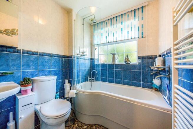 Bathroom / WC