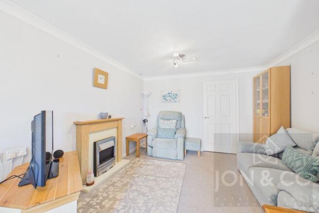 Harlestone Road | Duston | NN5 photo 4