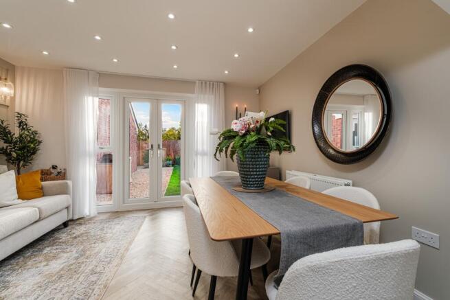 3 bed Semi-Detached for sale Image 4