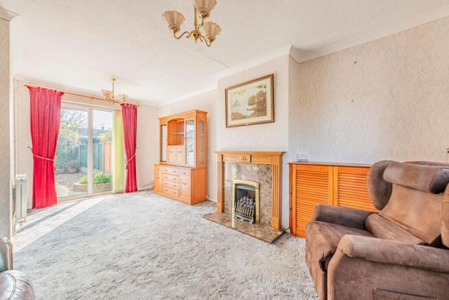 Living Room (3)