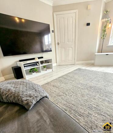 3 bed Detached for sale Image 10