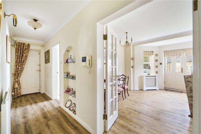 2 bed Apartment for sale Image 7