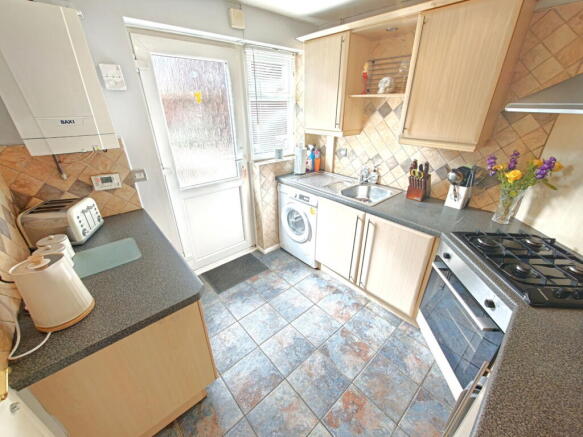 Cannock Road, Corby, NN17 1YQ photo 4
