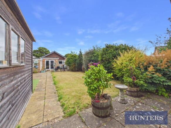 2 bed Detached Bungalow for sale Image 9