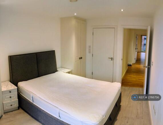 Principal Bedroom With En-Suite