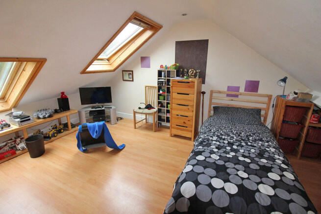 Photo 10