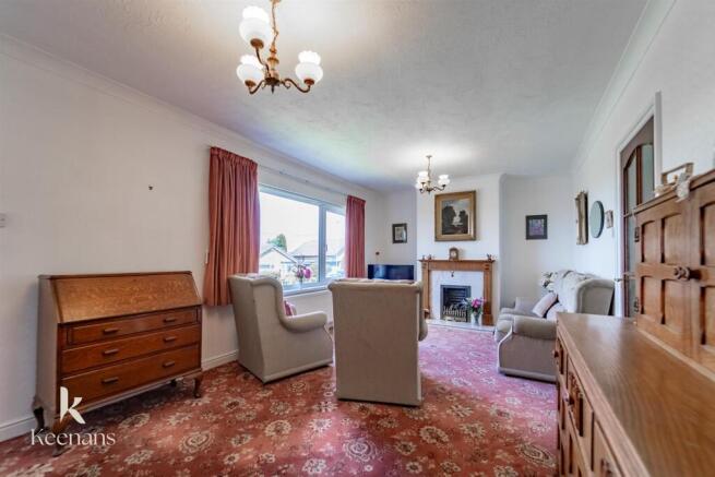 2 bed Semi-Detached Bungalow for sale Image 10