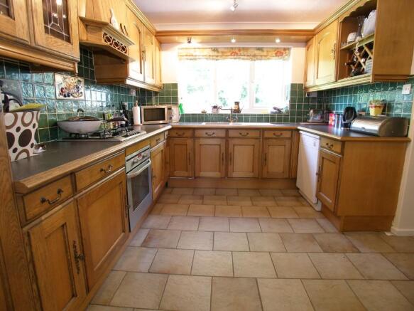 Kitchen/ Breakfast