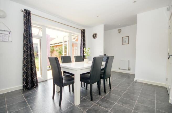 Hilly Field Close, Boorley Park, SO32 photo 5