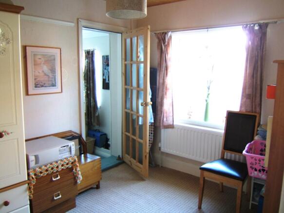 Photo 8