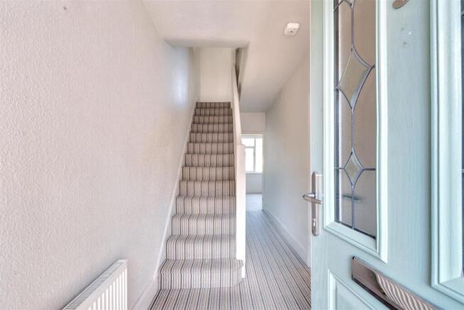 Hallway_2.jpeg