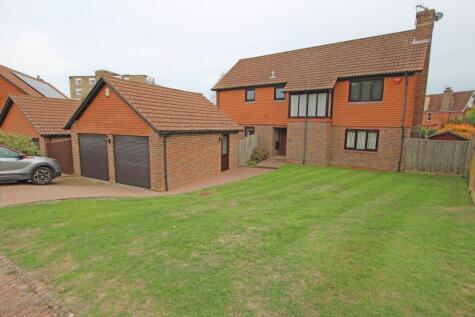 Saffrons Park, Eastbourne, BN20 7UX