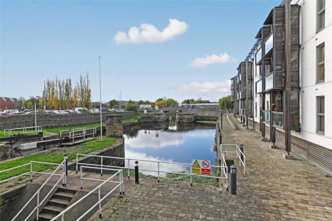 1 bed Apartment for sale Image 4