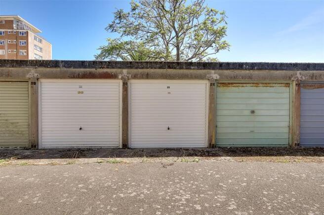 Studio parking on Grand Avenue, Dolphin Lodge Grand Avenue, BN11, £11,500
