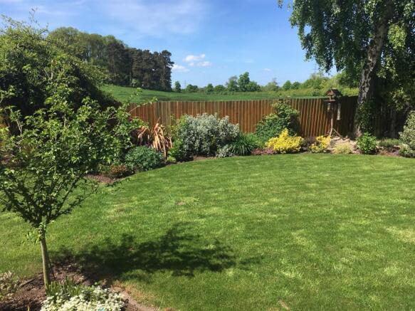 new garden pic one kings gate.jpg