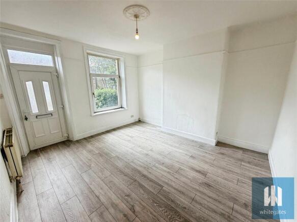 2 bed Terraced to rent Image 4
