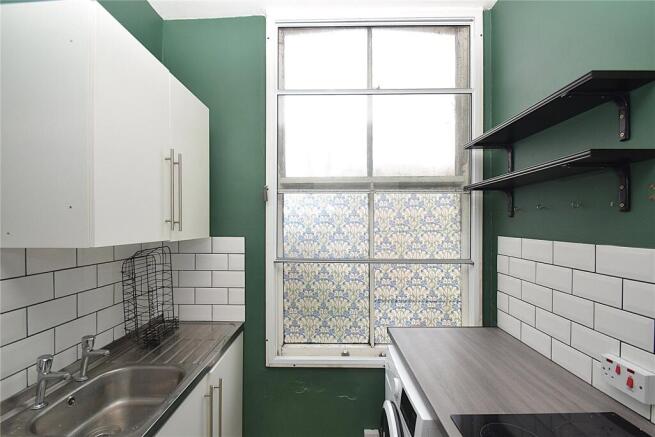 1 bed Apartment to rent Image 5