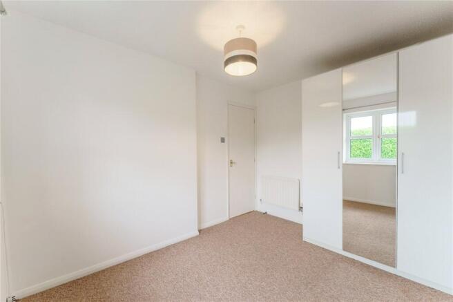 3 bed Semi-Detached for sale Image 8